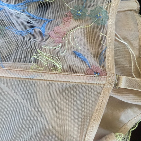 Out From Under Flora Embroidered Bustier Corset Coquette Top in Peach Floral L - Picture 8 of 9